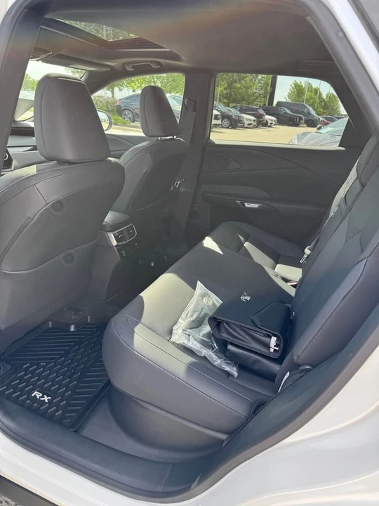 2024 Lexus RX 5th Gen - Image 10 of 15