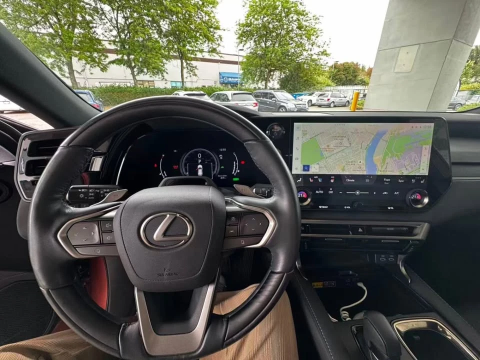 2024 Lexus RX 5th Gen - Image 8 of 15