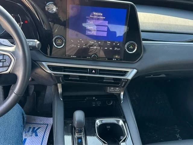 2024 Lexus RX 5th Gen - Image 9 of 11