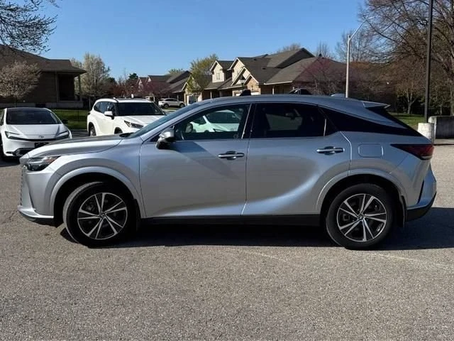 2024 Lexus RX 5th Gen - Image 8 of 11