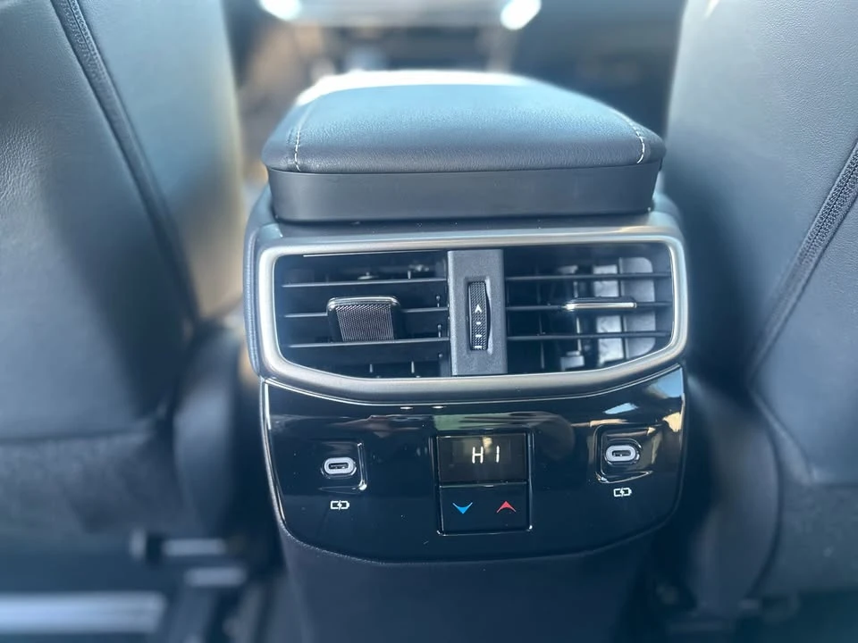 2024 Lexus RX 5th Gen - Image 13 of 14
