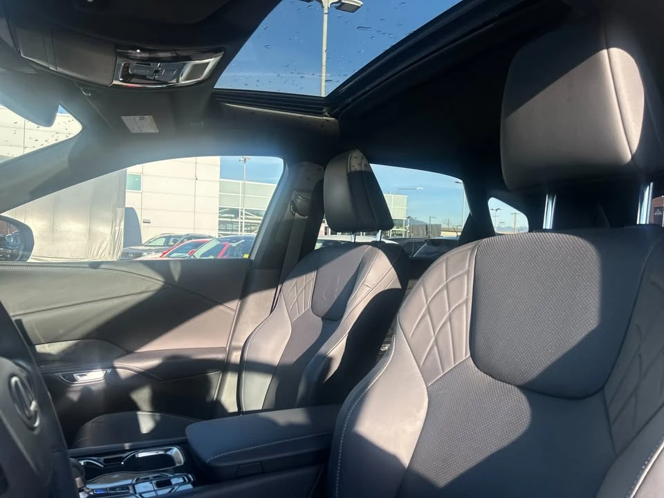 2024 Lexus RX 5th Gen - Image 6 of 14