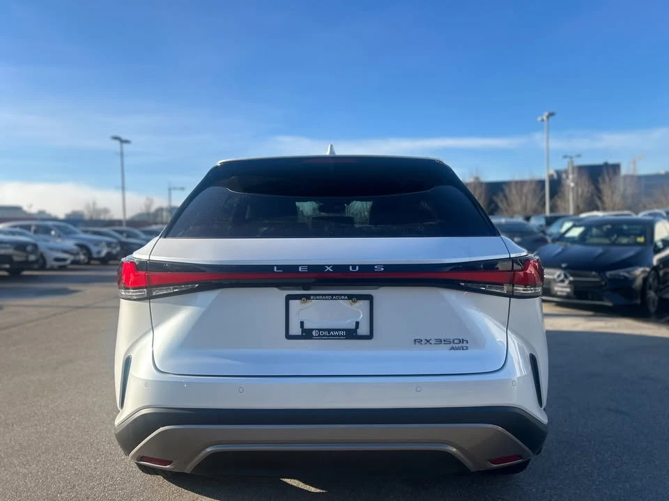 2024 Lexus RX 5th Gen - Image 5 of 14