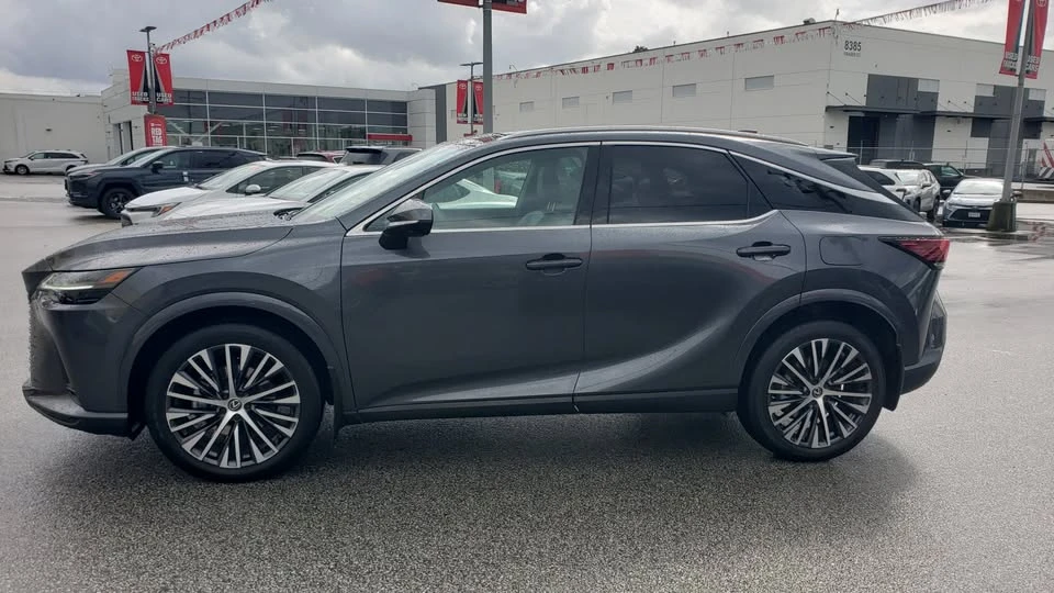 2024 Lexus RX 5th Gen - Image 2 of 15