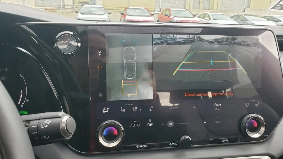 2024 Lexus RX 5th Gen - Image 14 of 15