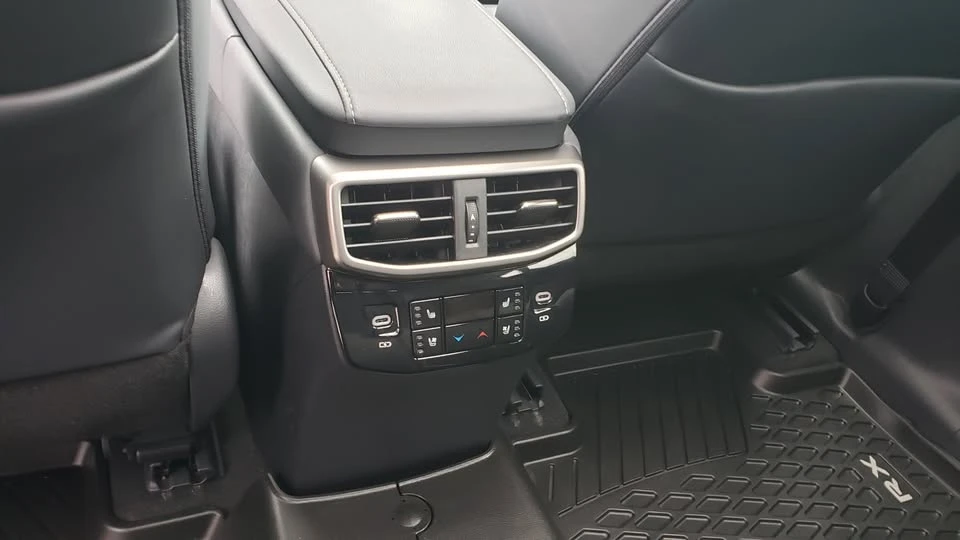 2024 Lexus RX 5th Gen - Image 9 of 15