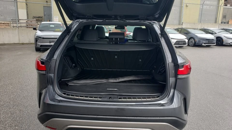 2024 Lexus RX 5th Gen - Image 5 of 15