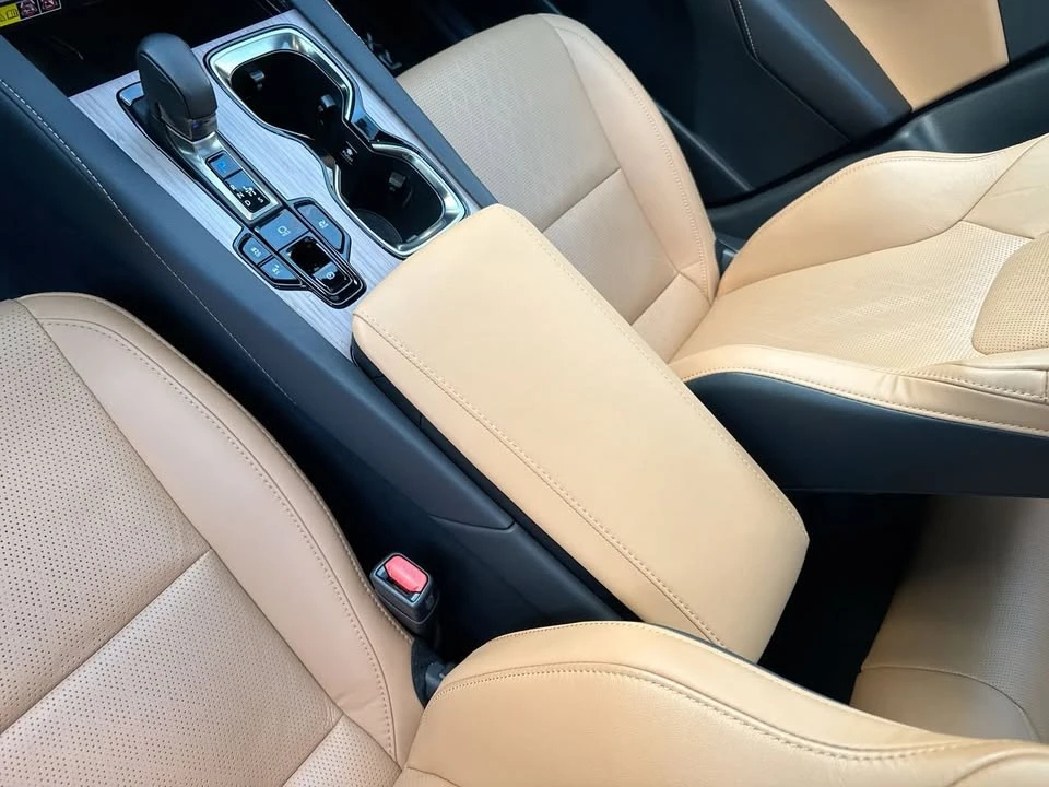 2024 Lexus RX 5th Gen - Image 16 of 18