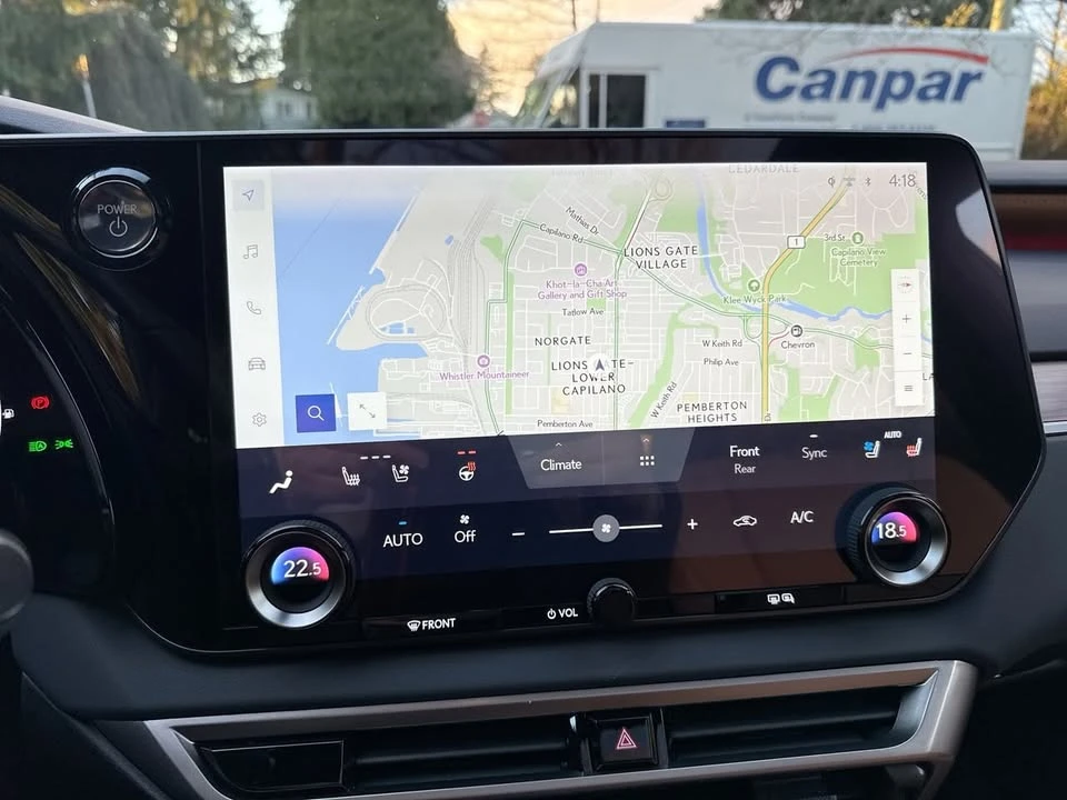 2024 Lexus RX 5th Gen - Image 11 of 18