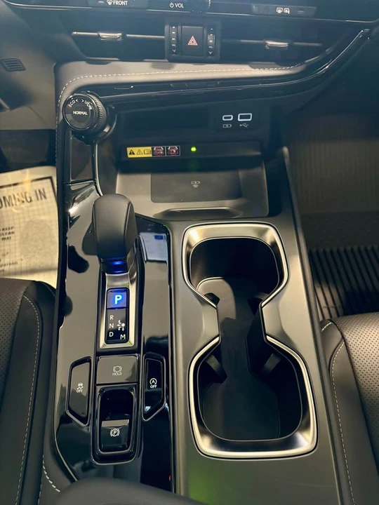 2024 Lexus NX 2nd Gen - Image 10 of 17