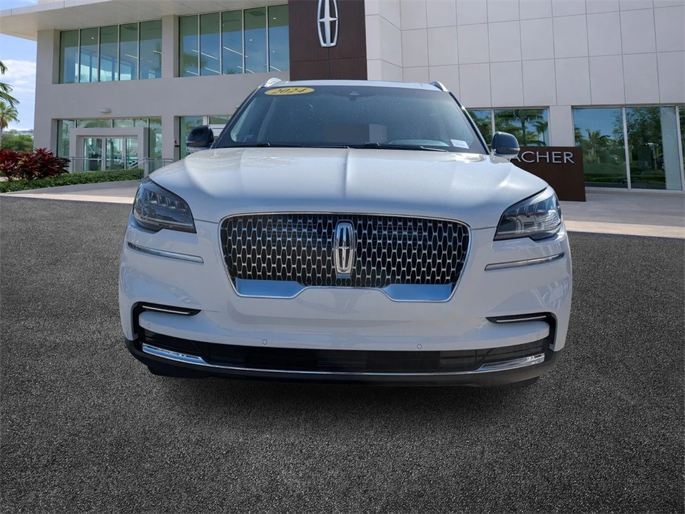 2024 Lincoln Aviator 2nd Gen - Image 2 of 12