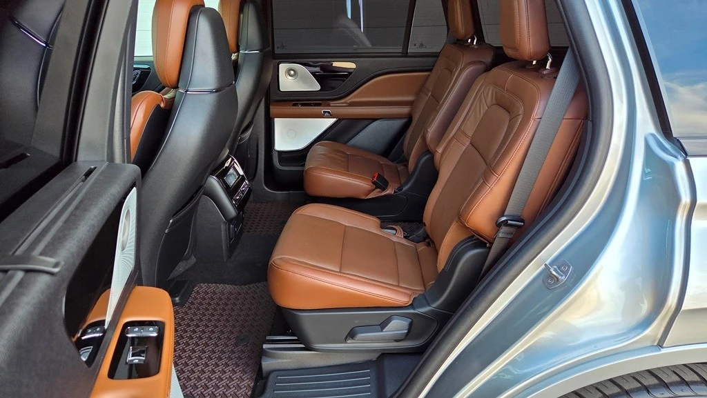 2024 Lincoln Aviator 2nd Gen - Image 16 of 21