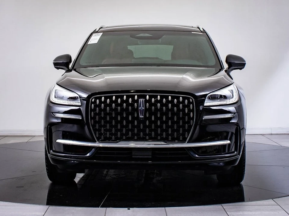 2024 Lincoln Corsair - Image 2 of 21