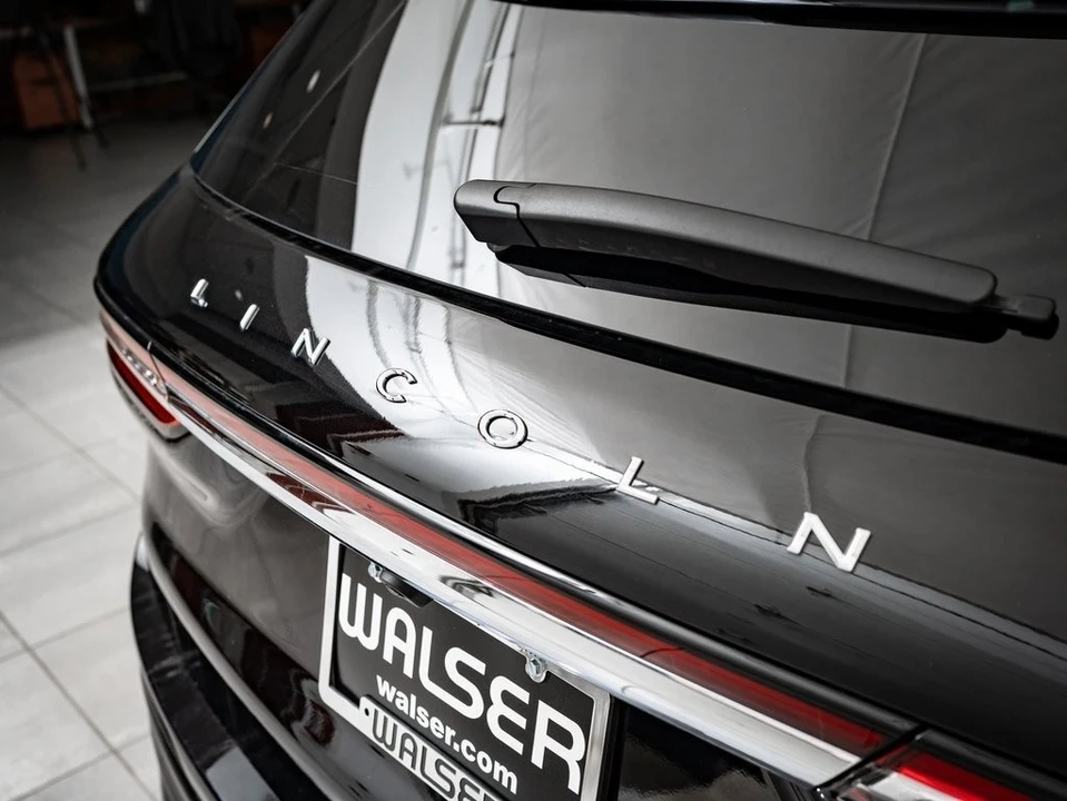2024 Lincoln Corsair - Image 8 of 21