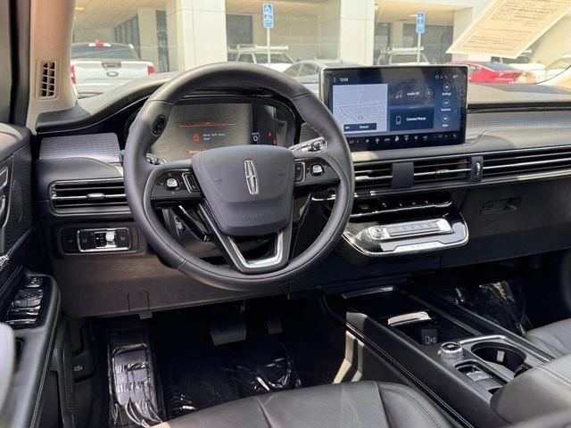 2024 Lincoln Corsair - Image 27 of 30