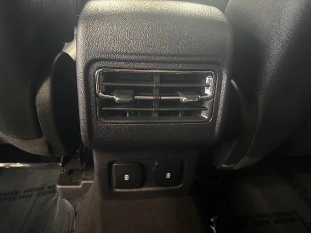 2024 Lincoln Corsair - Image 21 of 29