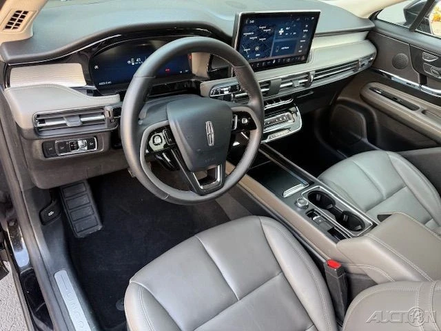 2024 Lincoln Corsair - Image 10 of 21