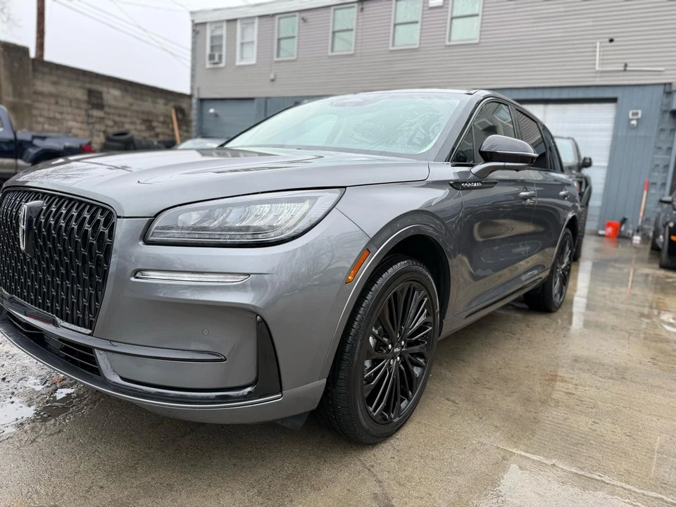 2024 Lincoln Corsair - Image 8 of 31