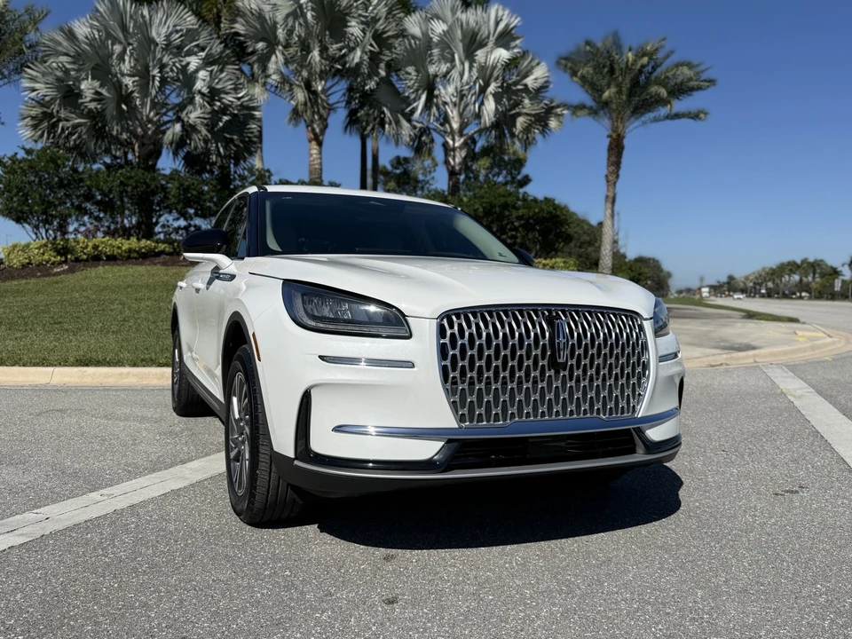 2024 Lincoln Corsair - Image 5 of 20