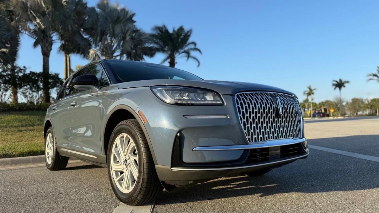 2024 Lincoln Corsair - Image 9 of 20