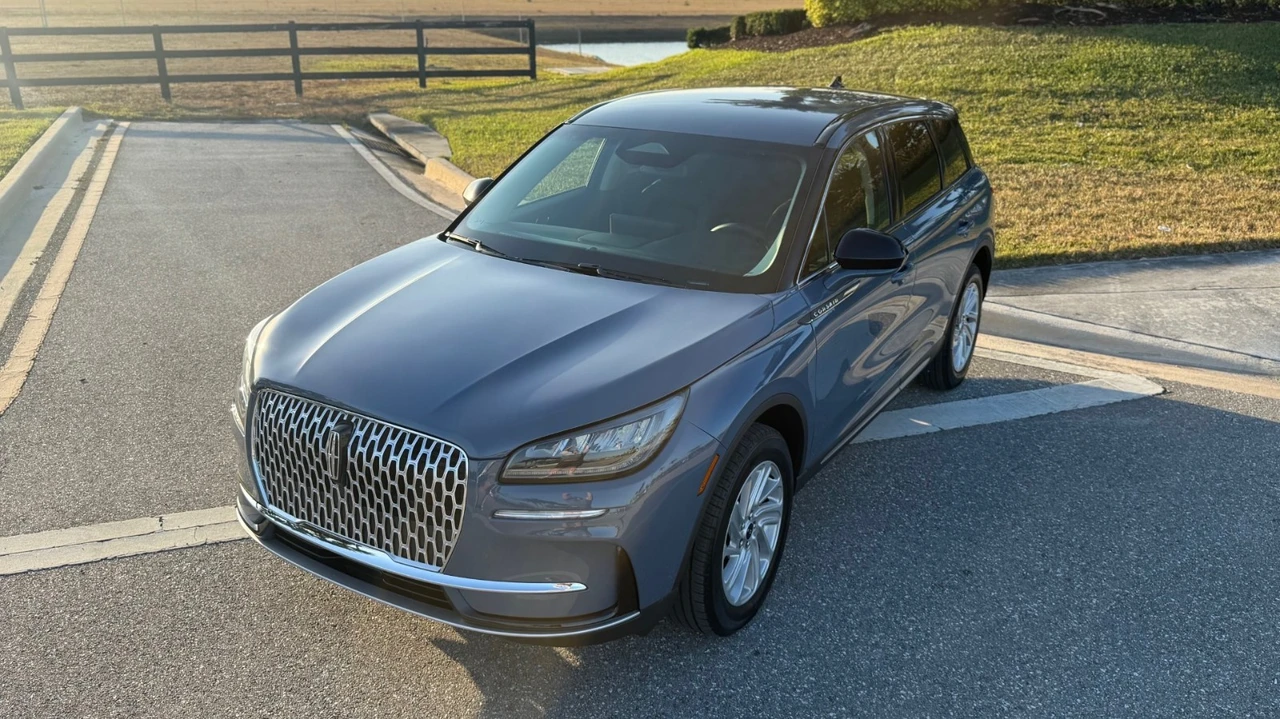 2024 Lincoln Corsair - Image 8 of 20