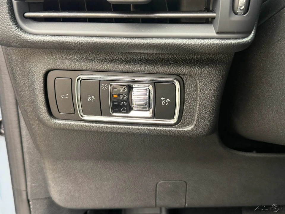 2024 Lincoln Corsair - Image 22 of 24