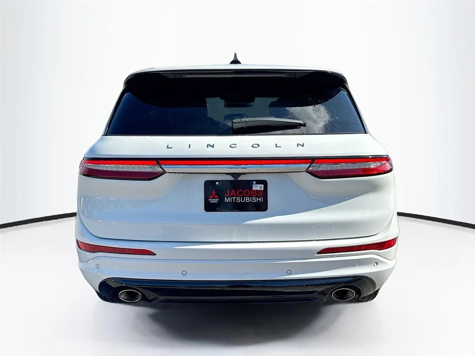 2024 Lincoln Corsair - Image 11 of 14