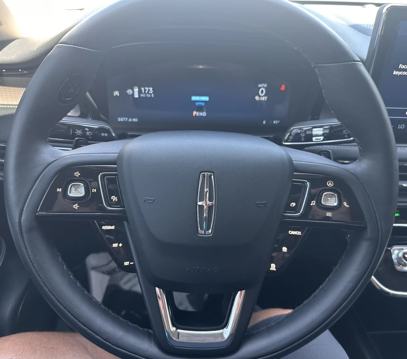 2024 Lincoln Corsair - Image 20 of 31