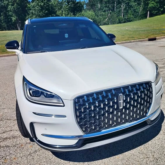 2024 Lincoln Corsair - Image 1 of 1