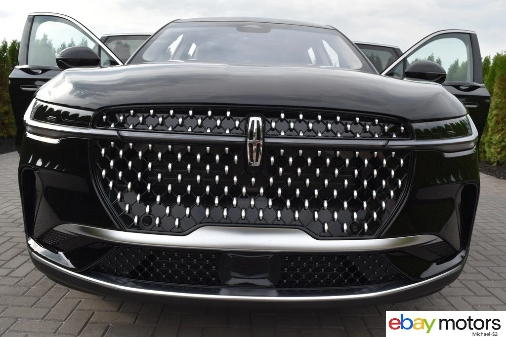 2024 Lincoln Nautilus - Image 20 of 21