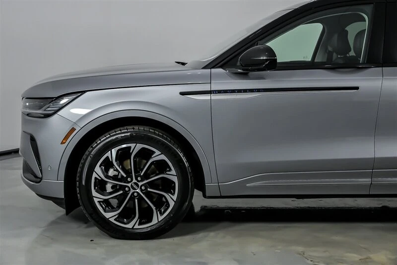 2024 Lincoln Nautilus - Image 7 of 21