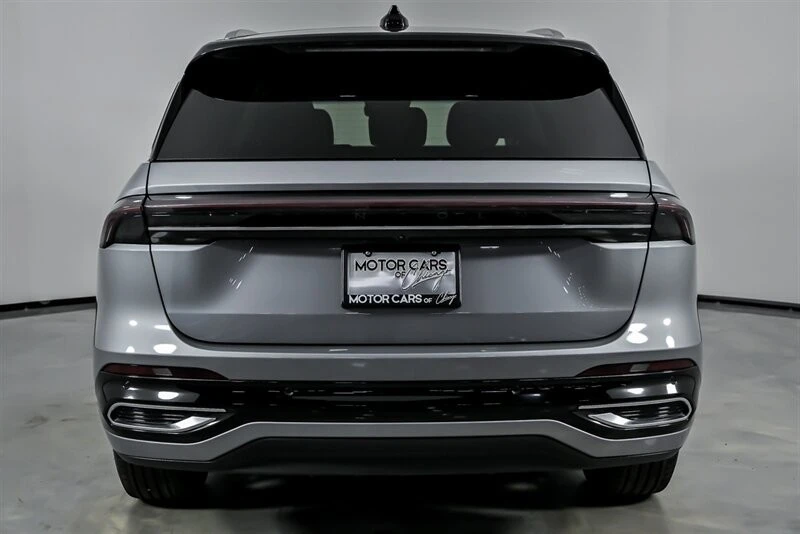 2024 Lincoln Nautilus - Image 11 of 21