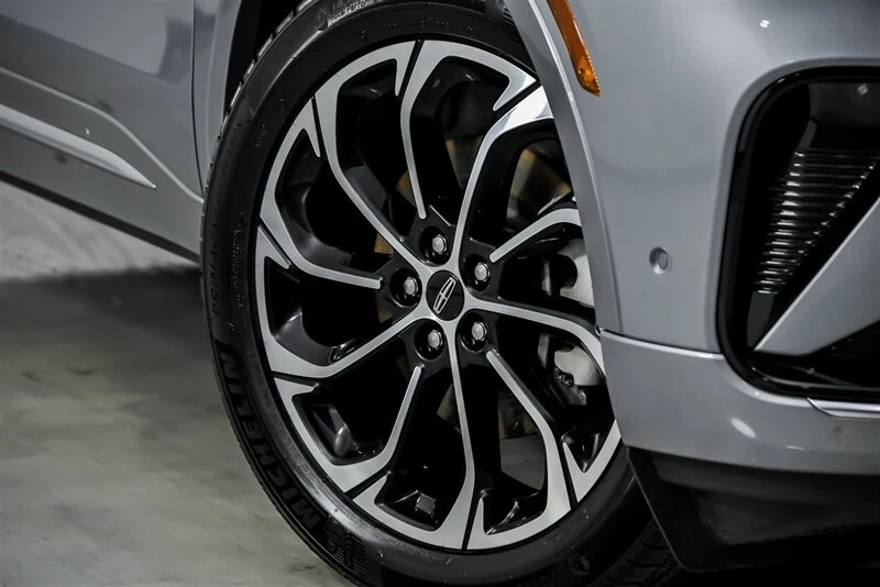 2024 Lincoln Nautilus - Image 4 of 21
