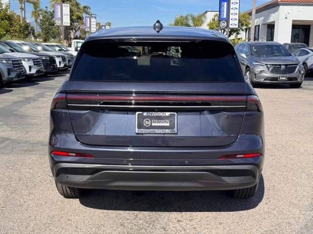2024 Lincoln Nautilus - Image 11 of 12