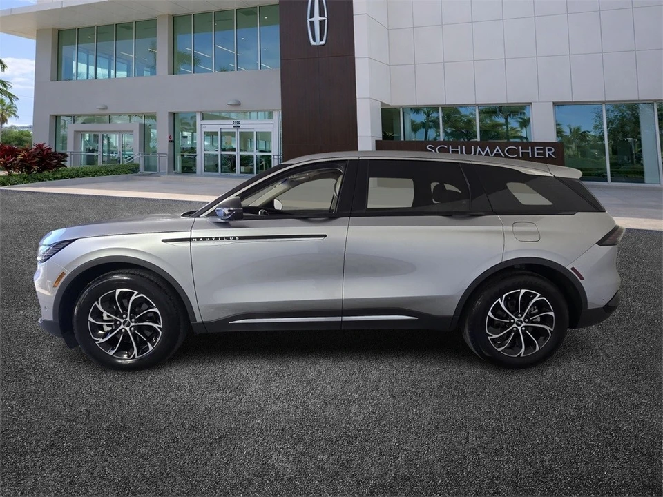 2024 Lincoln Nautilus - Image 4 of 12