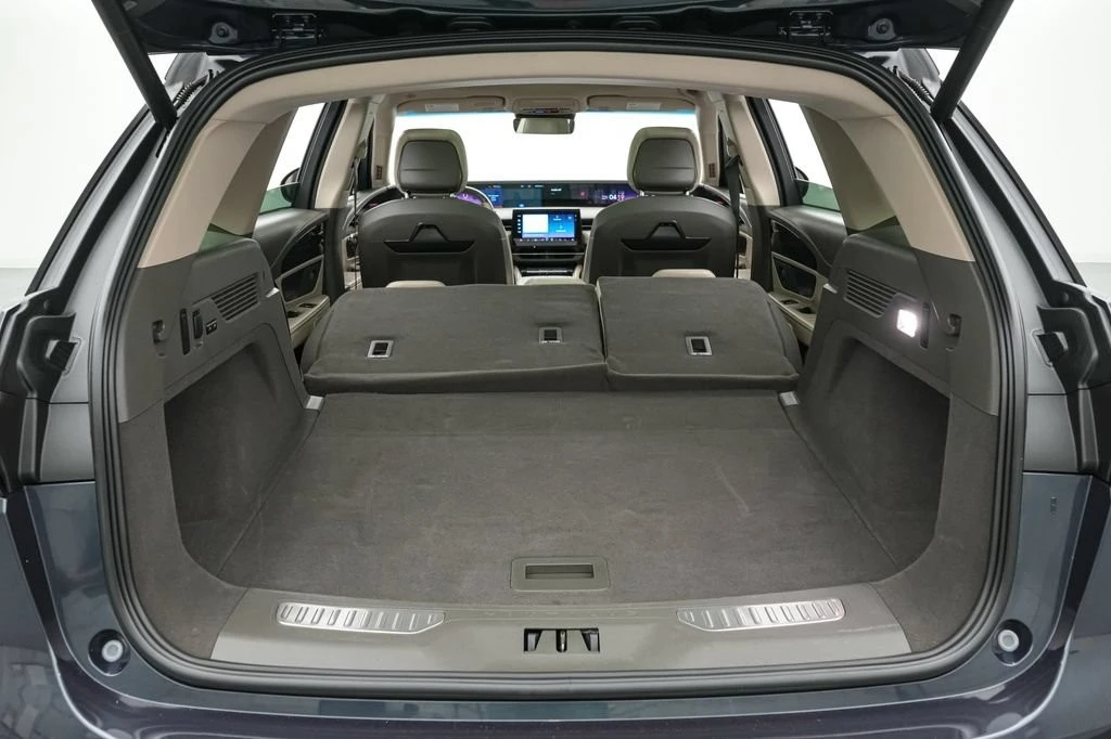 2024 Lincoln Nautilus - Image 26 of 31