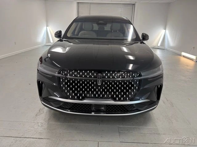 2024 Lincoln Nautilus - Image 2 of 21