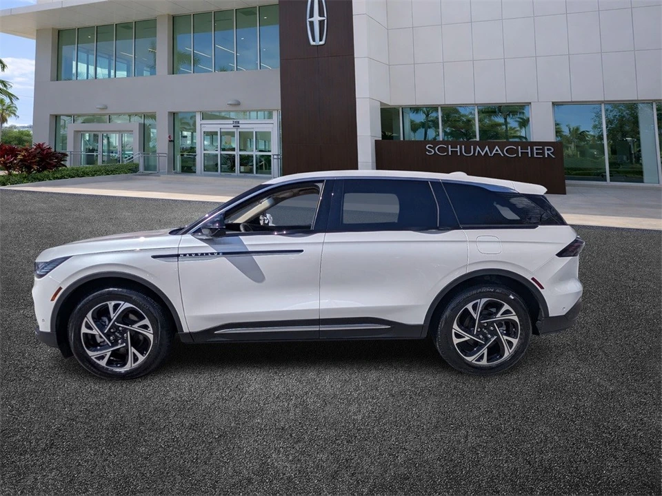 2024 Lincoln Nautilus - Image 4 of 12