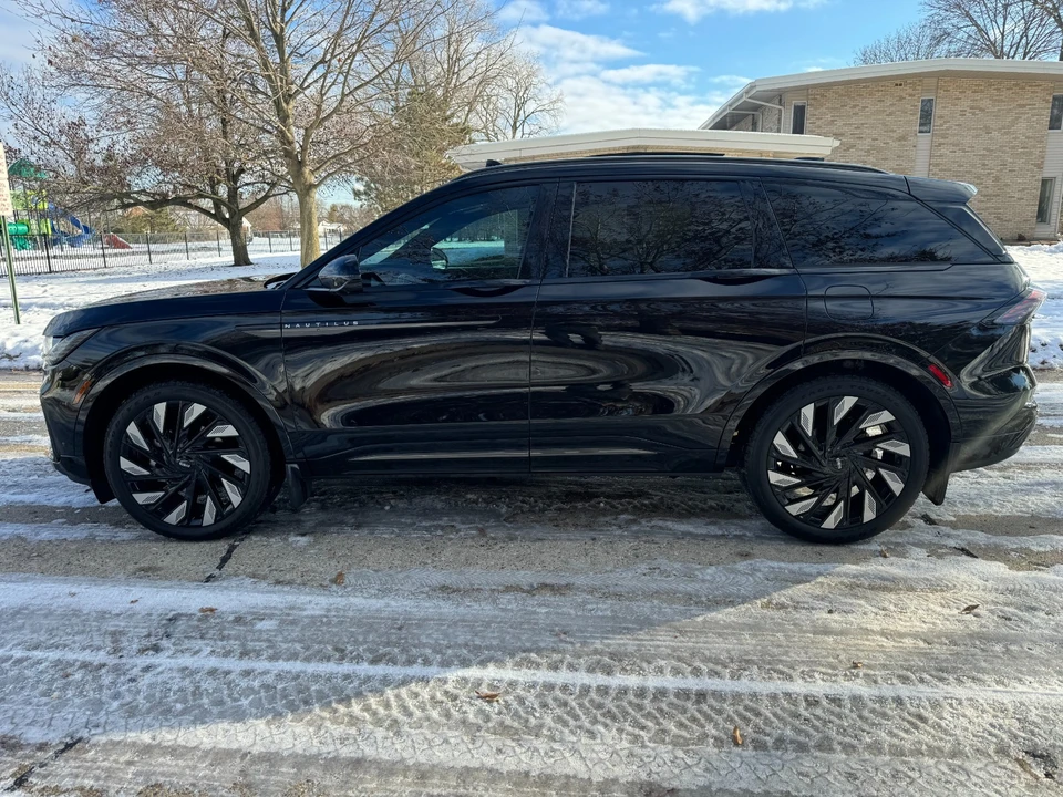 2024 Lincoln Nautilus - Image 7 of 21