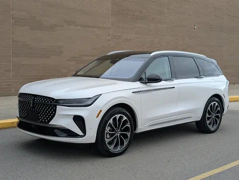 2024 Lincoln Nautilus Reserve II