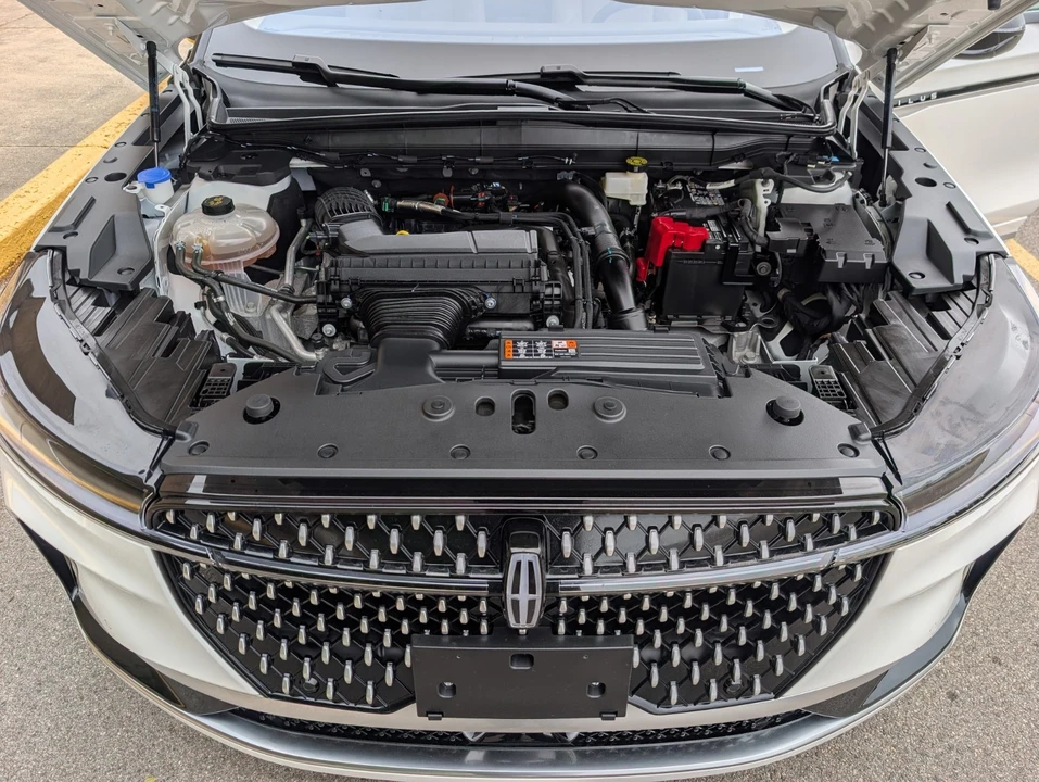 2024 Lincoln Nautilus - Image 22 of 26