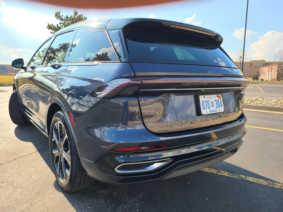 2024 Lincoln Nautilus - Image 3 of 21
