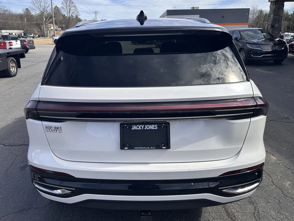 2024 Lincoln Nautilus - Image 7 of 12