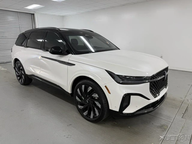 2024 Lincoln Nautilus - Image 3 of 12