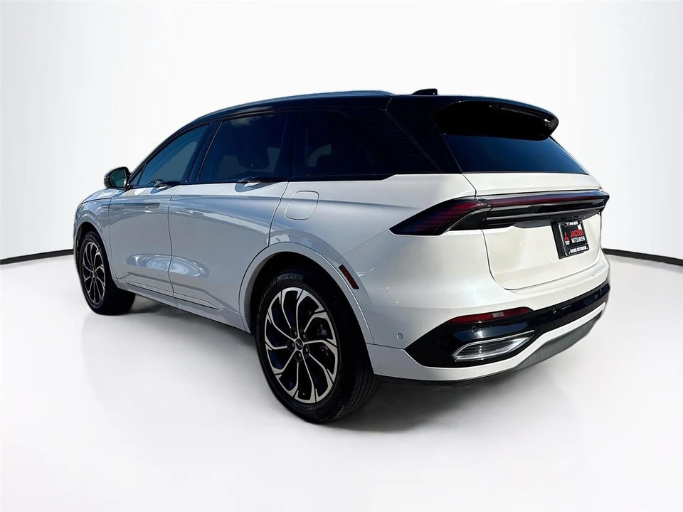 2024 Lincoln Nautilus - Image 5 of 21