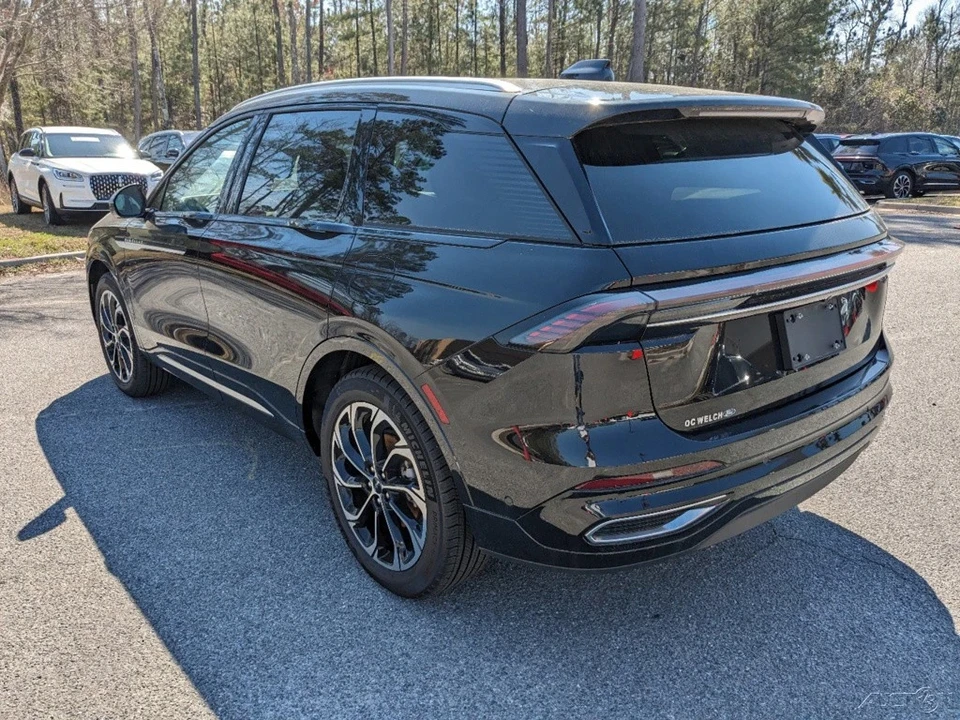 2024 Lincoln Nautilus - Image 6 of 21