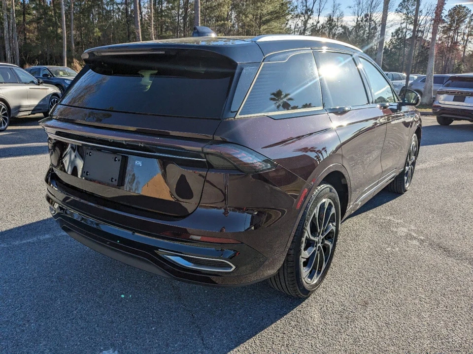 2024 Lincoln Nautilus - Image 4 of 21