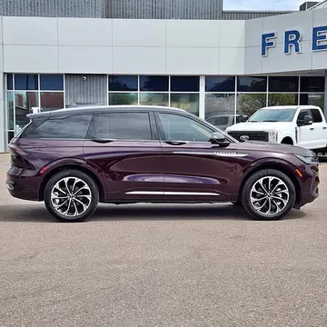 2024 Lincoln Nautilus Reserve