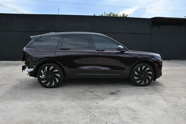 2024 Lincoln Nautilus - Image 7 of 27