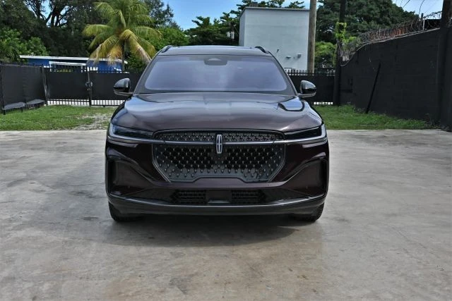 2024 Lincoln Nautilus - Image 2 of 27